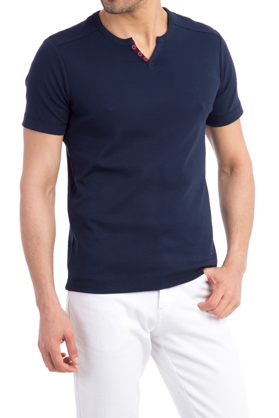 Erkek Giyim - Düğmeli Yaka Slim Fit Tişört