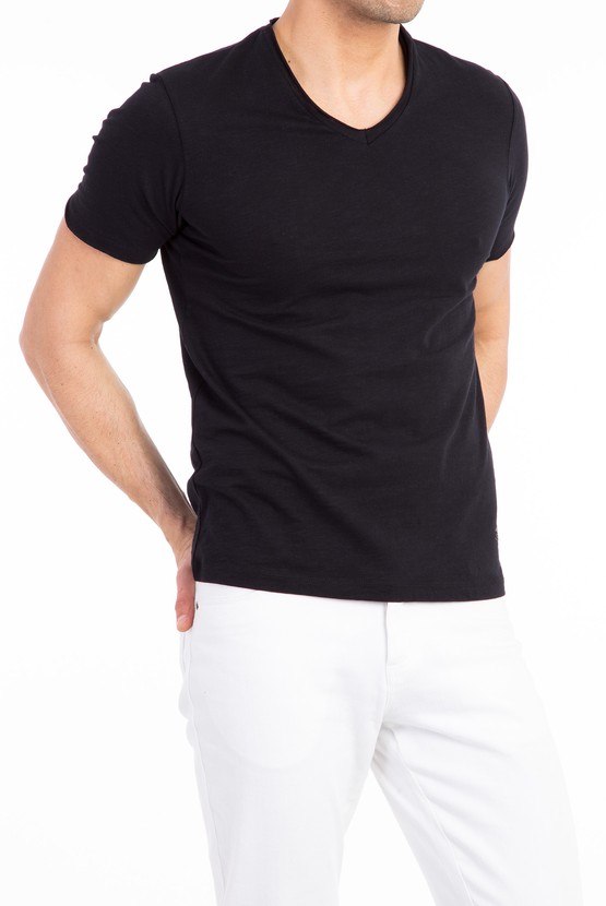 Erkek Giyim - V Yaka Slim Fit Tişört