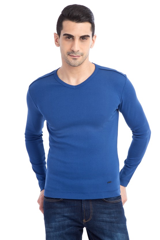 Erkek Giyim - V Yaka Slim Fit Sweatshirt
