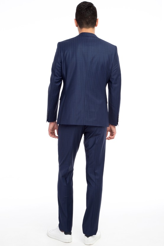 Erkek Giyim - Slim Fit Yünlü Çizgili Takım Elbise