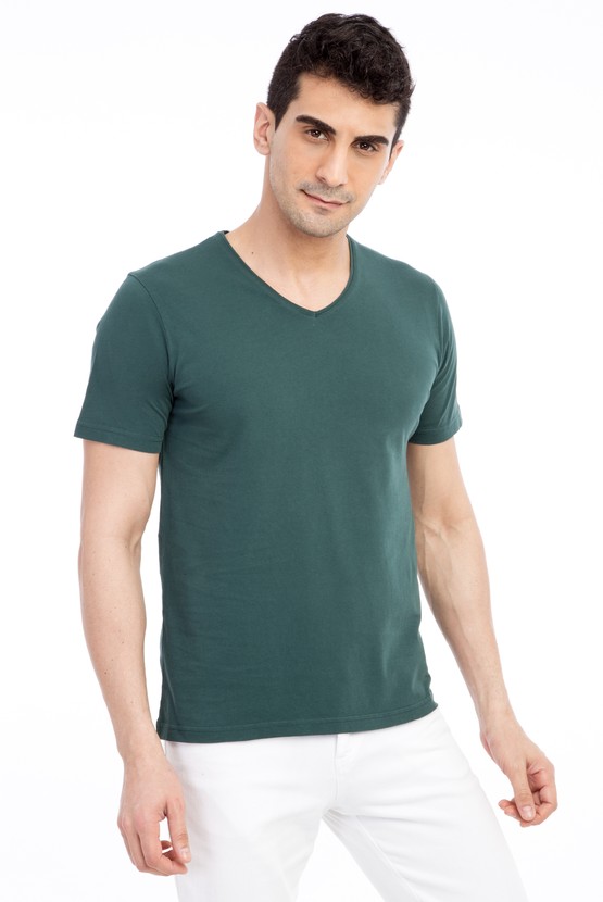 Erkek Giyim - V Yaka Regular Fit Nakışlı Tişört