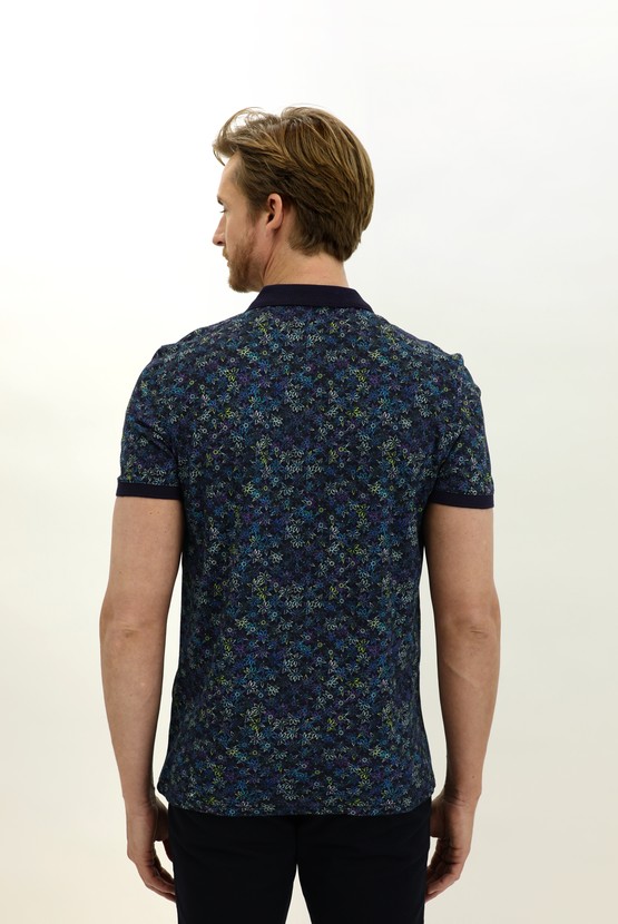 Erkek Giyim - Polo Yaka Slim Fit Desenli Tişört