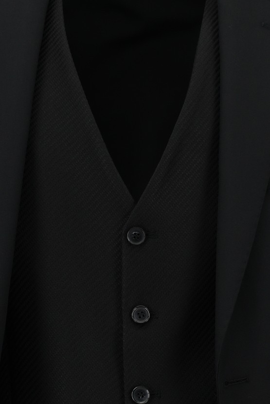 Erkek Giyim - Slim Fit Kombinli Yelekli Takım Elbise