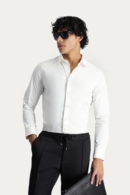 Beyaz
      
      Techno-Line Uzun Kol Slim Fit Gömlek