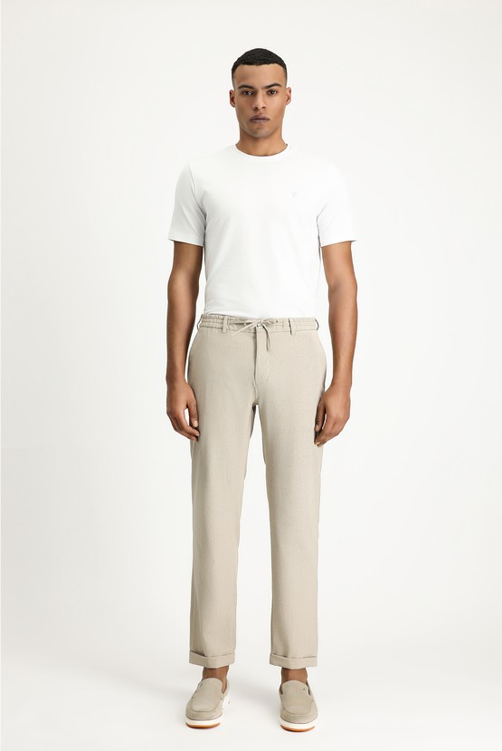 Erkek Giyim - Beli Lastikli İpli Desenli Gofre Likralı Klasik Kumaş Pantolon